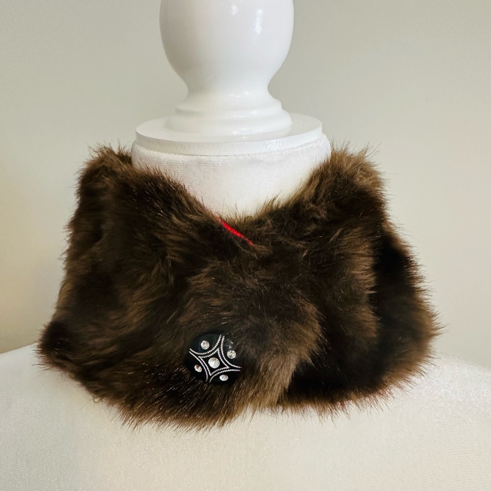 Y2K Faux Fur Collar by Stella and Stevie Deadstock Vintage